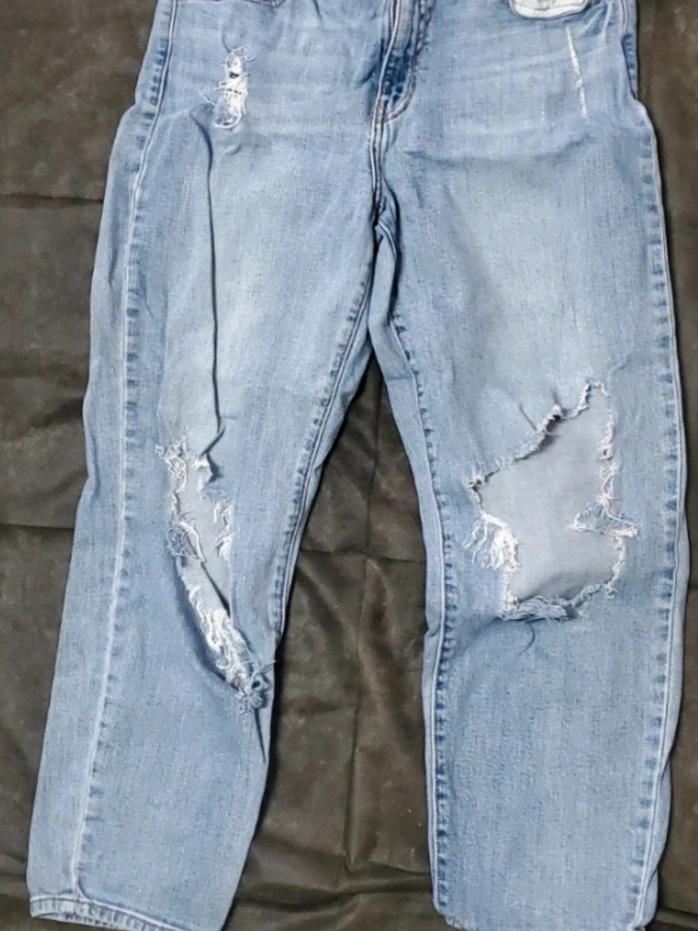 Light Wash Distressed Women’s Jeans - Light Blue